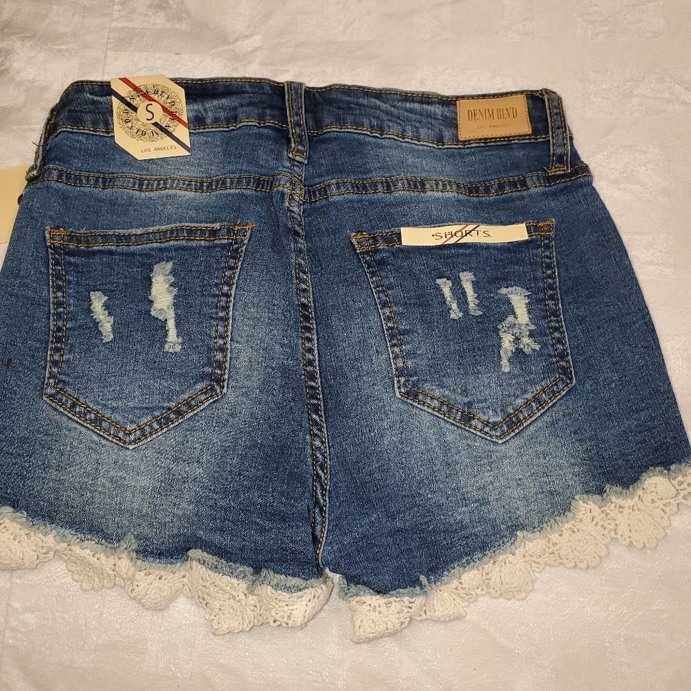 Distressed Denim Shorts with Lace Hem - Picture 6 of 13